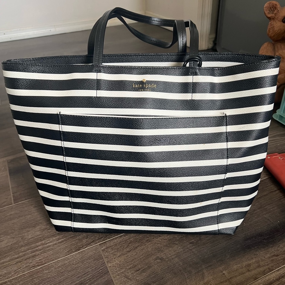 Kate spade striped tote bag, new without tags
